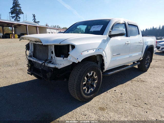 3TMCZ5AN0KM245536 Toyota Tacoma Trd Off Road