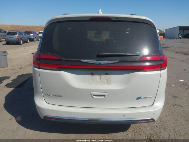 Chrysler Pacifica Hybrid Touring L 2021 2C4RC1L73MR590087 Image 17