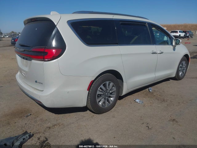 Chrysler Pacifica Hybrid Touring L 2021 2C4RC1L73MR590087 Image 4