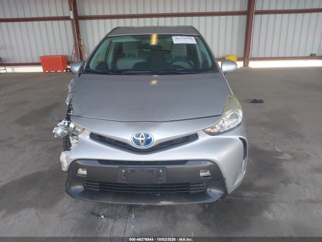 Toyota Prius V Four 2016 JTDZN3EU7GJ048749 Image 14