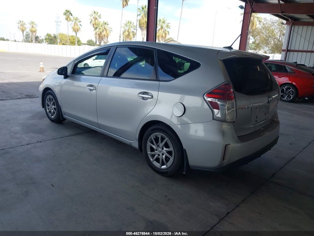 Toyota Prius V Four 2016 JTDZN3EU7GJ048749 Image 3