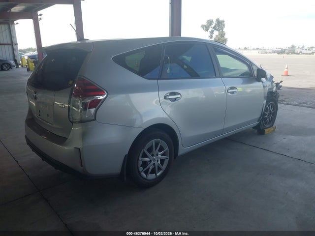 Toyota Prius V Four 2016 JTDZN3EU7GJ048749 Image 4