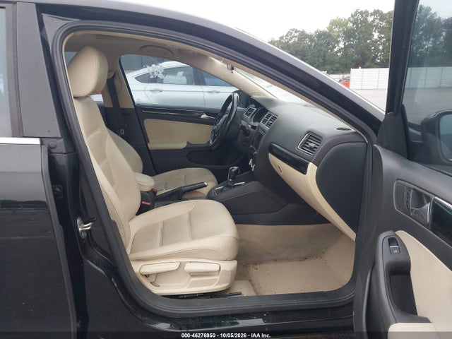 Aukcja sprzedaży 2016 Volkswagen Jetta 1.8t Sel, vin: 3VWL07AJ2GM379679, numer aukcji: 46276950