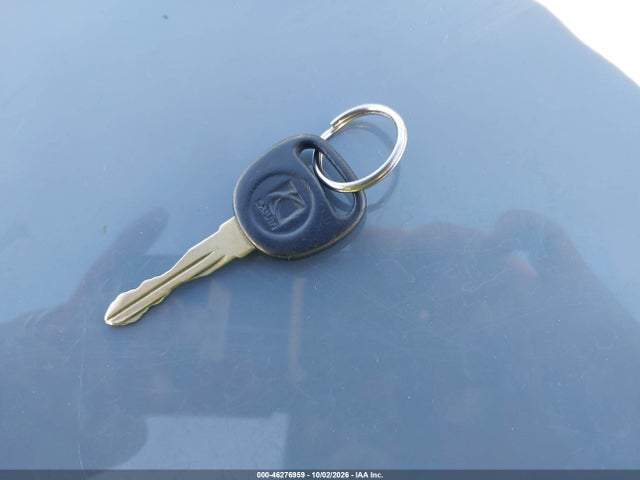 46276959 :رقم المزاد ، 1G8JC54F14Y510074 vin ، 2004 Saturn L300 1 مزاد بيع