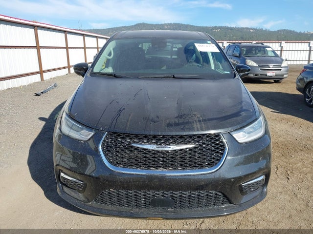 Chrysler Pacifica Touring L 2024 2C4RC1BG7RR101750 Image 13