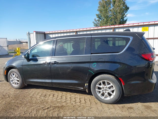 Chrysler Pacifica Touring L 2024 2C4RC1BG7RR101750 Image 15
