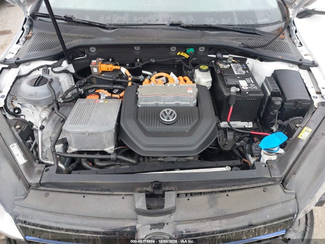 WVWKP7AU8GW916558 Volkswagen E-golf Se
