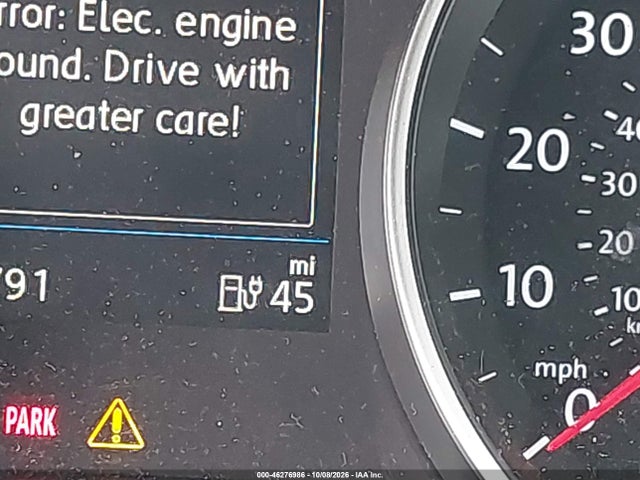 WVWKP7AU8GW916558 Volkswagen E-golf Se