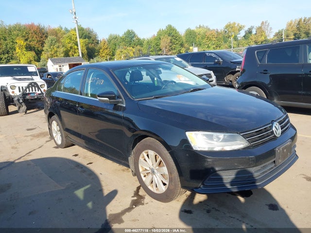 2015 Volkswagen Jetta 1.8t Se მანქანა იყიდება აუქციონზე, vin: 3VWD17AJ8FM333466, აუქციონის ნომერი: 46277118