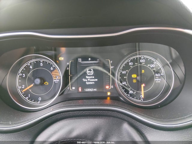2019 Jeep Cherokee Latitude Fwd მანქანა იყიდება აუქციონზე, vin: 1C4PJLCB6KD108855, აუქციონის ნომერი: 46277233