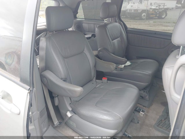 46277256 :رقم المزاد ، 5TDBK22C58S015303 vin ، 2008 Toyota Sienna Limited مزاد بيع