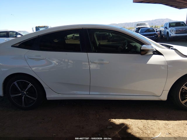 Продажа на аукционе авто 2016 Honda Civic Lx, vin: 2HGFC2F52GH574221, номер лота: 46277257