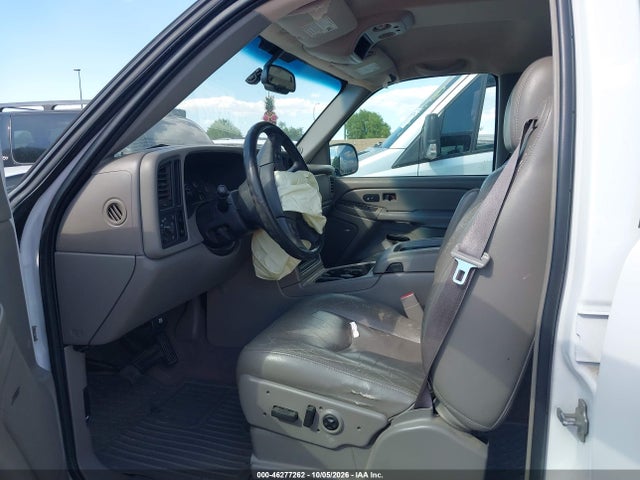 2005 Chevrolet Silverado 1500 Lt მანქანა იყიდება აუქციონზე, vin: 2GCEC13T051399920, აუქციონის ნომერი: 46277262