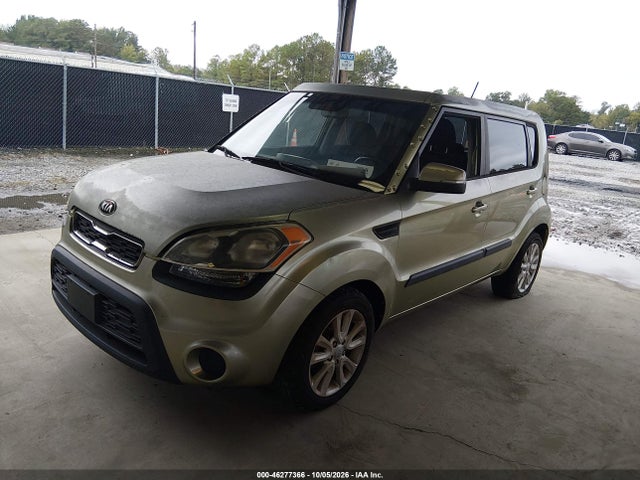 46277366 :رقم المزاد ، KNDJT2A64D7526235 vin ، 2013 Kia Soul + مزاد بيع