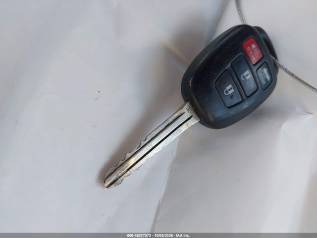 Продажа на аукционе авто 2015 Toyota Corolla Le Plus, vin: 5YFBURHE1FP189600, номер лота: 46277372
