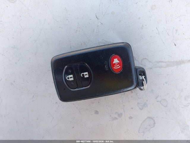 46277498 :رقم المزاد ، JTDKN3DU7A0135244 vin ، 2010 Toyota Prius Iv مزاد بيع
