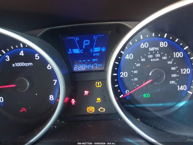 2015 Hyundai Tucson Se მანქანა იყიდება აუქციონზე, vin: KM8JUCAGXFU072911, აუქციონის ნომერი: 46277526