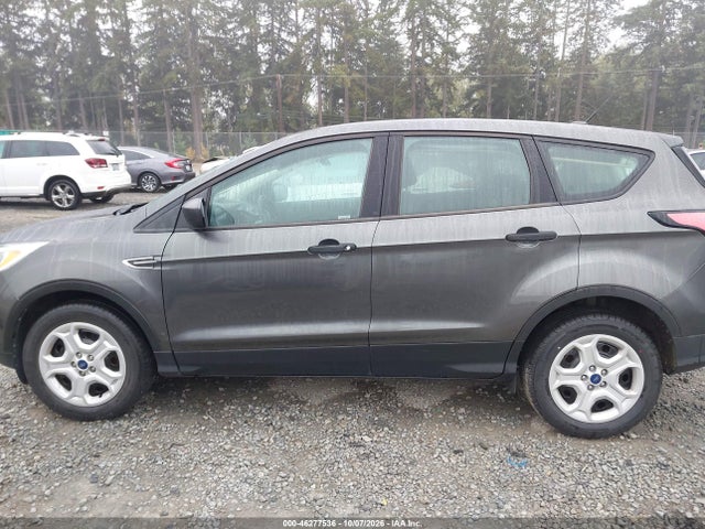 2017 Ford Escape S მანქანა იყიდება აუქციონზე, vin: 1FMCU0F79HUA83143, აუქციონის ნომერი: 46277536
