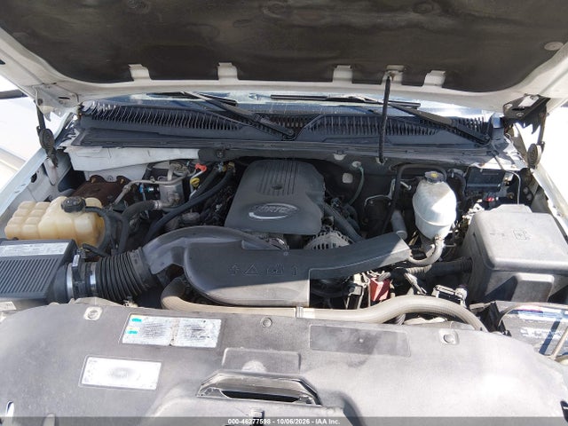46277598 :رقم المزاد ، 3GNEC16Z15G242069 vin ، 2005 Chevrolet Suburban 1500 Lt مزاد بيع