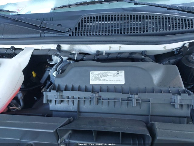 46277700 :رقم المزاد ، 1HA0GSF76SN001800 vin ، 2025 Chevrolet Express Cutaway Work Van مزاد بيع