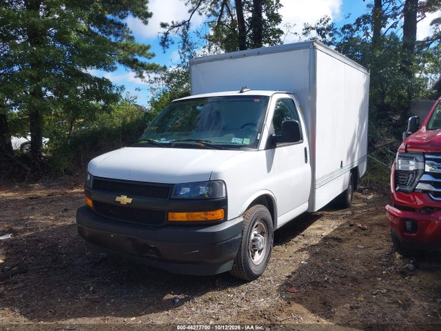 46277700 :رقم المزاد ، 1HA0GSF76SN001800 vin ، 2025 Chevrolet Express Cutaway Work Van مزاد بيع