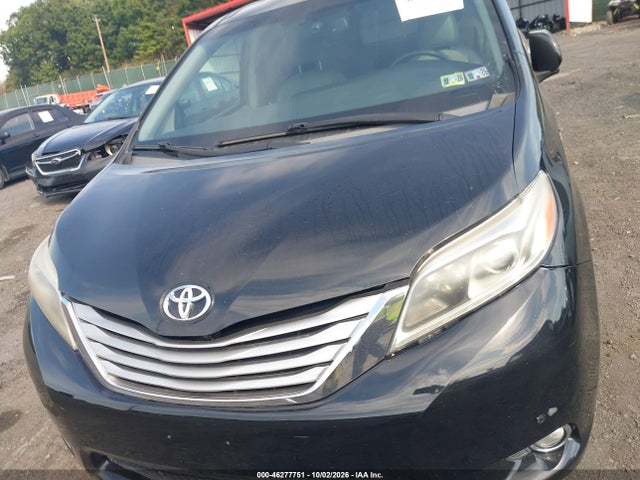 Продажа на аукционе авто 2017 Toyota Sienna Limited Premium 7 Passenger, vin: 5TDDZ3DC9HS146662, номер лота: 46277751