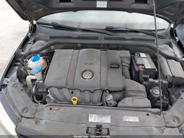 2013 Volkswagen Jetta 2.5l Se მანქანა იყიდება აუქციონზე, vin: 3VWDX7AJ1DM385436, აუქციონის ნომერი: 46277846