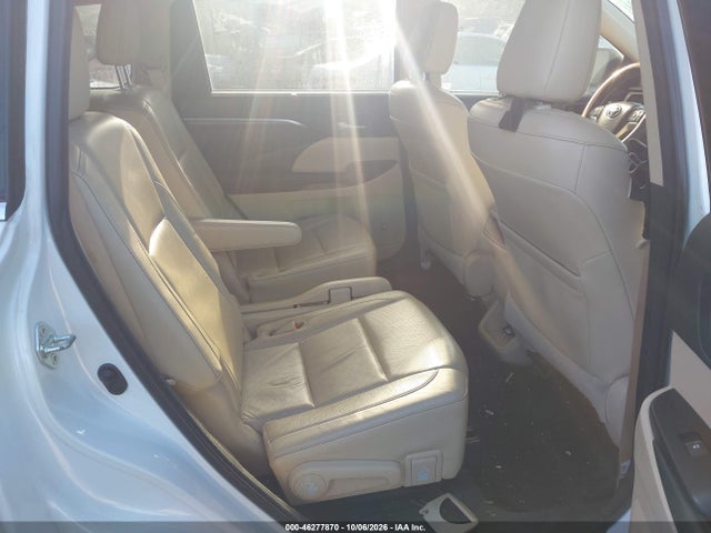 46277870 :رقم المزاد ، 5TDYKRFH8FS063190 vin ، 2015 Toyota Highlander Limited V6 مزاد بيع