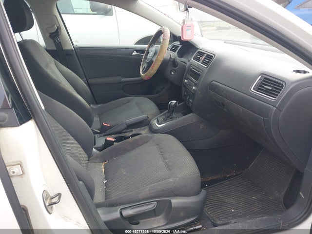 2012 Volkswagen Jetta 2.0l S მანქანა იყიდება აუქციონზე, vin: 3VW2K7AJ6CM371035, აუქციონის ნომერი: 46277936
