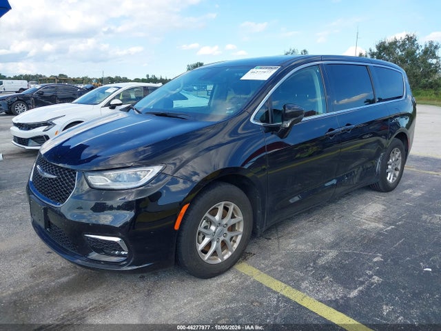 2024 Chrysler Pacifica Touring L მანქანა იყიდება აუქციონზე, vin: 2C4RC1BG3RR148810, აუქციონის ნომერი: 46277977