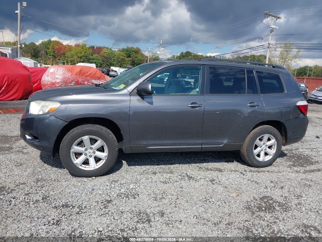 Aukcja sprzedaży 2010 Toyota Highlander Base V6, vin: 5TDBK3EH7AS027729, numer aukcji: 46278004