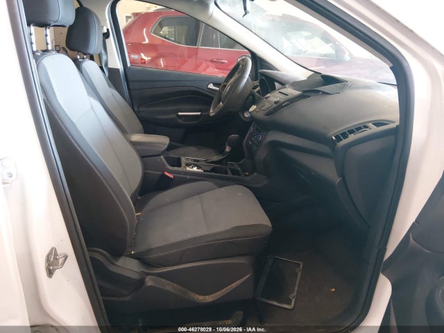 Продаж на аукціоні авто 2017 Ford Escape Se, vin: 1FMCU0GD2HUE39579, номер лоту: 46278029