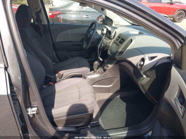 46278074 :رقم المزاد ، 1G1JC6SBXF4169286 vin ، 2015 Chevrolet Sonic Lt Auto مزاد بيع