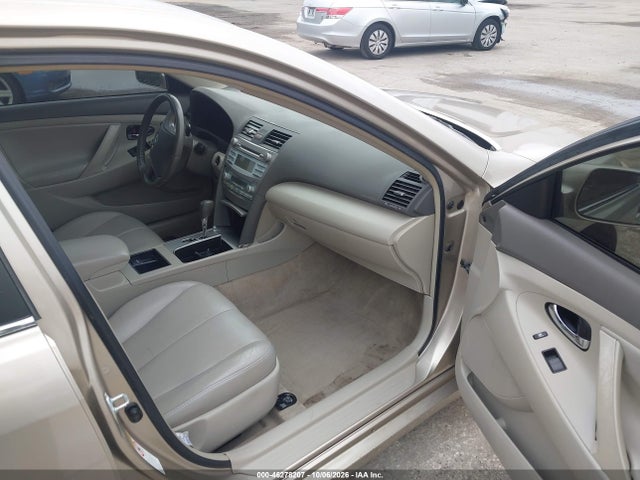 2007 Toyota Camry Hybrid მანქანა იყიდება აუქციონზე, vin: JTNBB46K673015254, აუქციონის ნომერი: 46278207