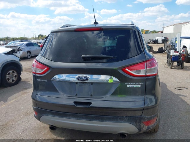 46278246 :رقم المزاد ، 1FMCU0JX5GUA11216 vin ، 2016 Ford Escape Titanium مزاد بيع