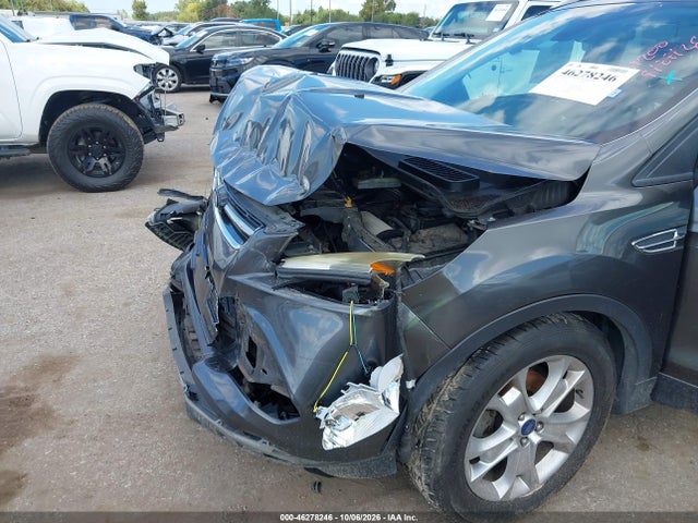46278246 :رقم المزاد ، 1FMCU0JX5GUA11216 vin ، 2016 Ford Escape Titanium مزاد بيع