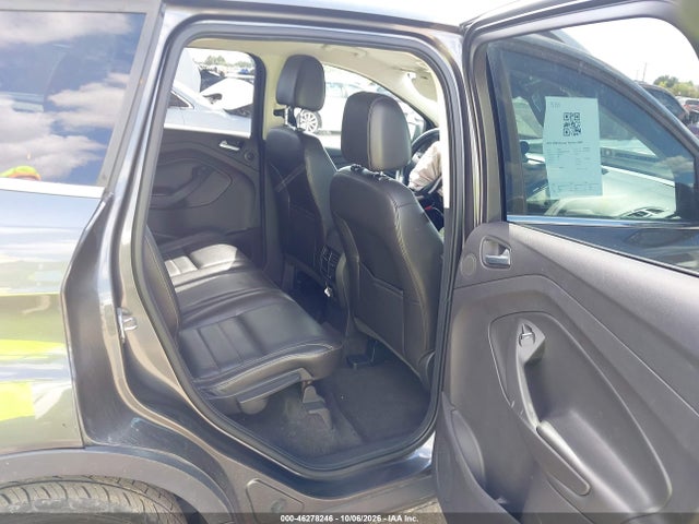 46278246 :رقم المزاد ، 1FMCU0JX5GUA11216 vin ، 2016 Ford Escape Titanium مزاد بيع