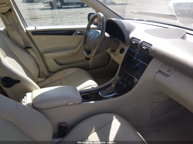 Aukcja sprzedaży 2005 Mercedes-benz C 240 Luxury, vin: WDBRF61J05A652813, numer aukcji: 46278264