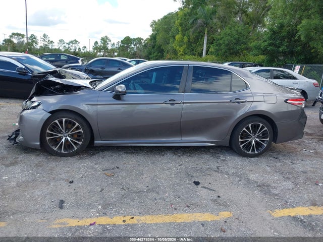 2018 Toyota Camry Se მანქანა იყიდება აუქციონზე, vin: 4T1B11HK7JU025565, აუქციონის ნომერი: 46278384