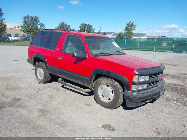 1999 Chevrolet Tahoe მანქანა იყიდება აუქციონზე, vin: 3GNEK18R9XG165972, აუქციონის ნომერი: 46278385