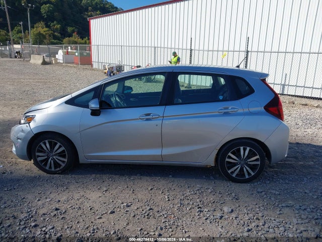 46278412 :رقم المزاد ، 3HGGK5H88FM761401 vin ، 2015 Honda Fit Ex/ex-l مزاد بيع