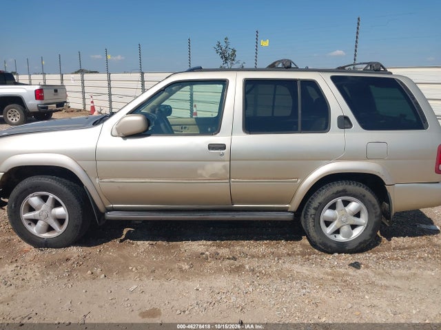 46278418 :رقم المزاد ، JN8DR07X21W505888 vin ، 2001 Nissan Pathfinder Le مزاد بيع