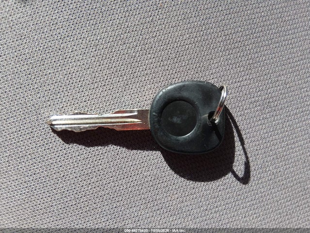 2004 Saturn Ion 2 მანქანა იყიდება აუქციონზე, vin: 1G8AJ52FX4Z102983, აუქციონის ნომერი: 46278430