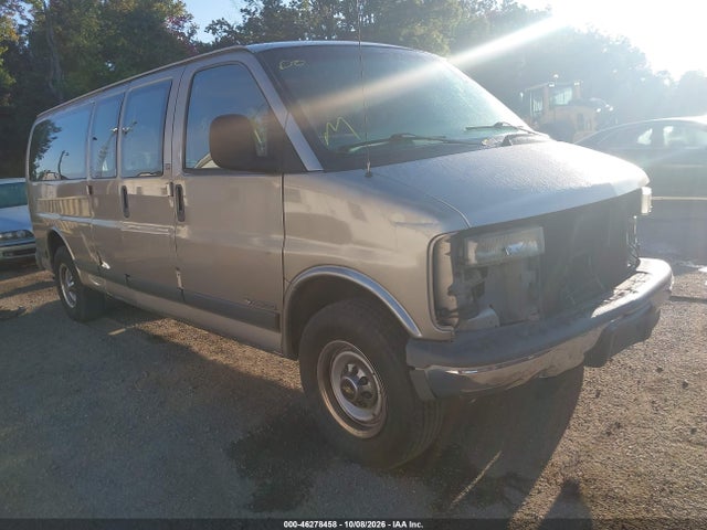 46278458 :رقم المزاد ، 1GAHG39R921181073 vin ، 2002 Chevrolet Express مزاد بيع