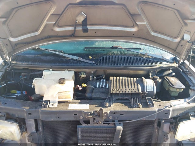 46278458 :رقم المزاد ، 1GAHG39R921181073 vin ، 2002 Chevrolet Express مزاد بيع