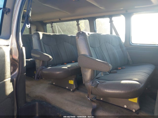 46278458 :رقم المزاد ، 1GAHG39R921181073 vin ، 2002 Chevrolet Express مزاد بيع