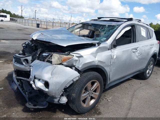 46278465 :رقم المزاد ، JTMWFREV6FD069827 vin ، 2015 Toyota Rav4 Xle مزاد بيع