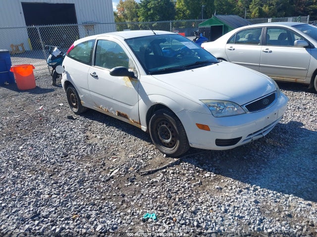 Продажа на аукционе авто 2005 Ford Focus Zx3, vin: 3FAFP31N45R102948, номер лота: 46278575