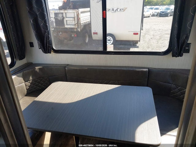 2020 Forest River 270rl მანქანა იყიდება აუქციონზე, vin: 5ZT3SRSB7L6104009, აუქციონის ნომერი: 46278654
