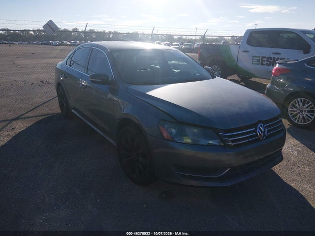 Auction sale of the 2014 Volkswagen Passat 1.8t Wolfsburg Edition, vin: 1VWAT7A32EC043058, lot number: 46278932